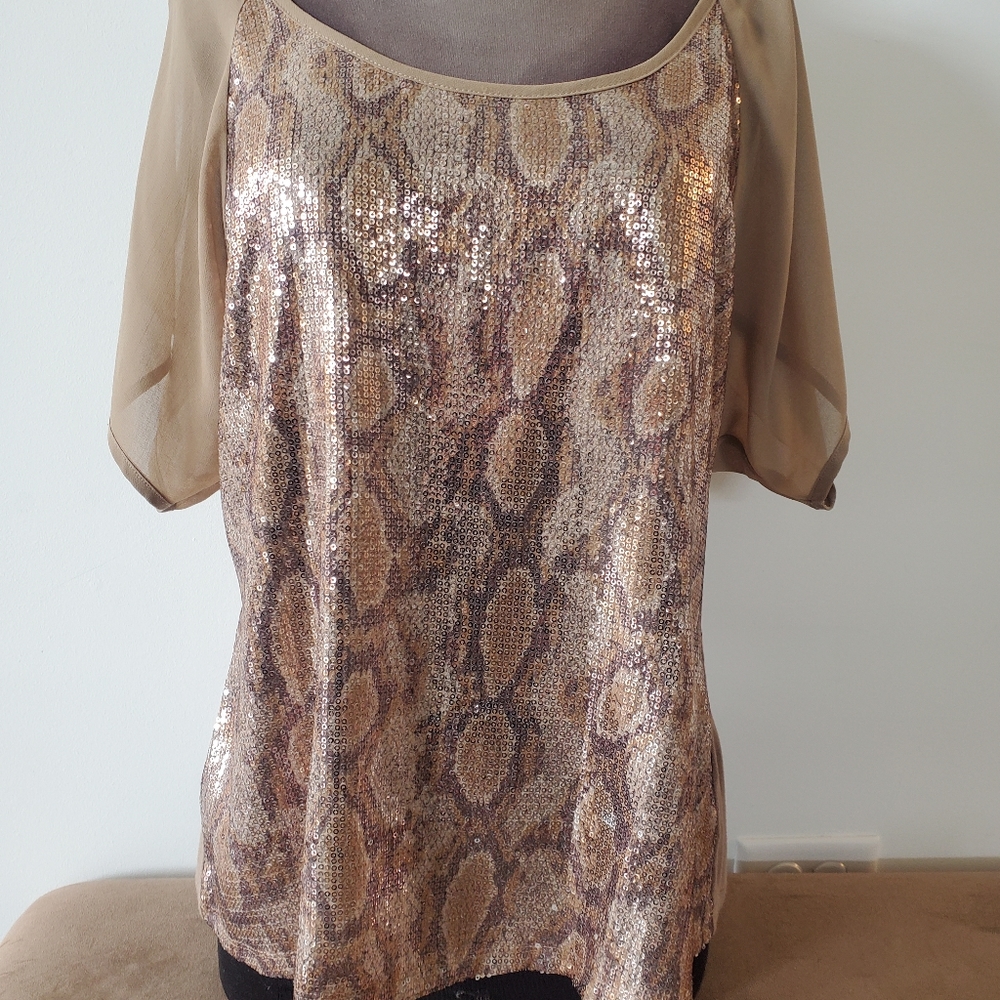 Cache Sequin animal print top
